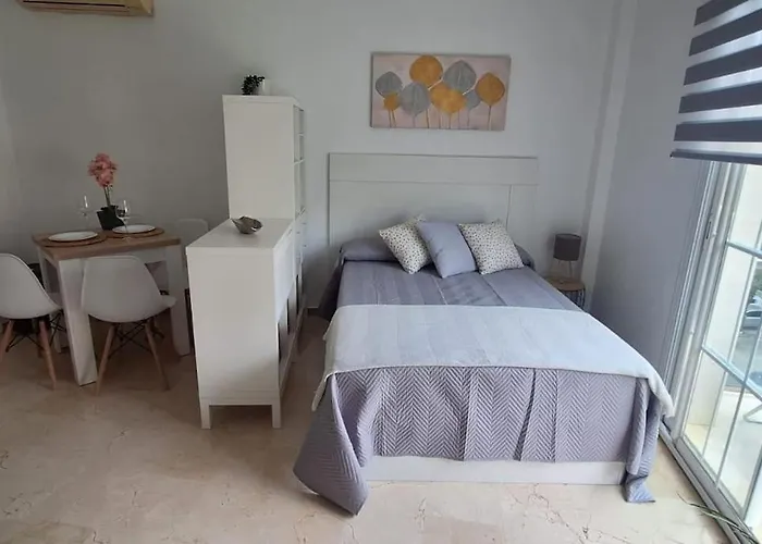 Room City Estepona Estudio Mar