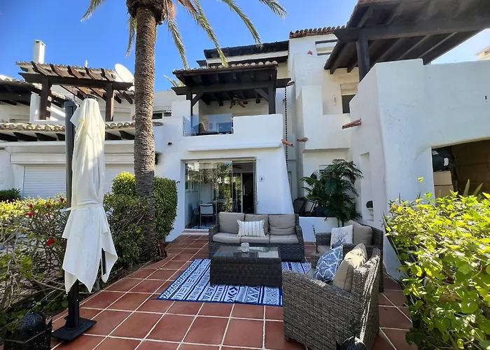 Townhouse Beachfront In Costalita