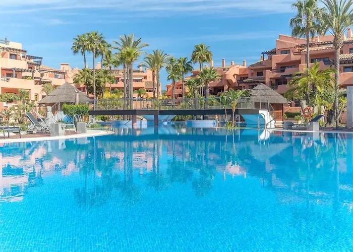 Happy Luxury Apartment - Beachside In Mar Azul, Estepona