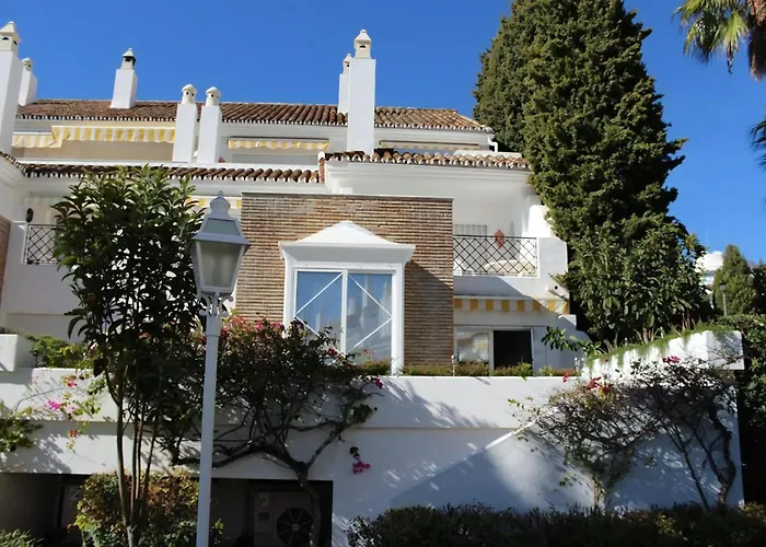 Studio Fuer 4 Personenund 1 Kind In Andalusien