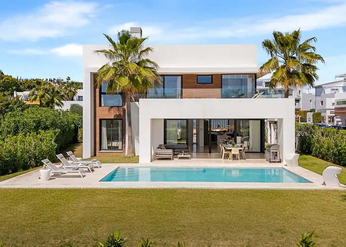 Villa Aurora - Marbella - Contemporary Villa In New Golden Mile