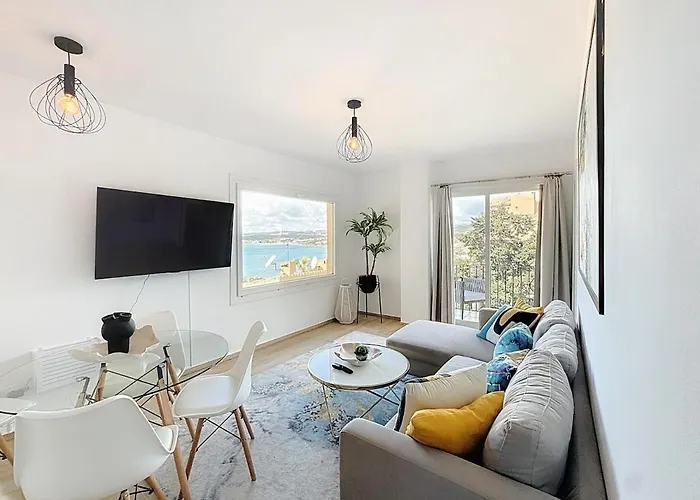 Eriksson Homes Apartment At Cristo Beach Estepona With Sea Views
