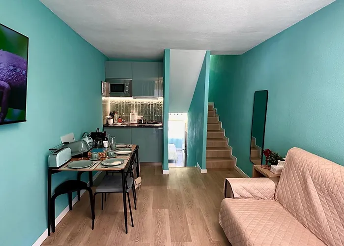 Tiffany Lovely New Apartment 51