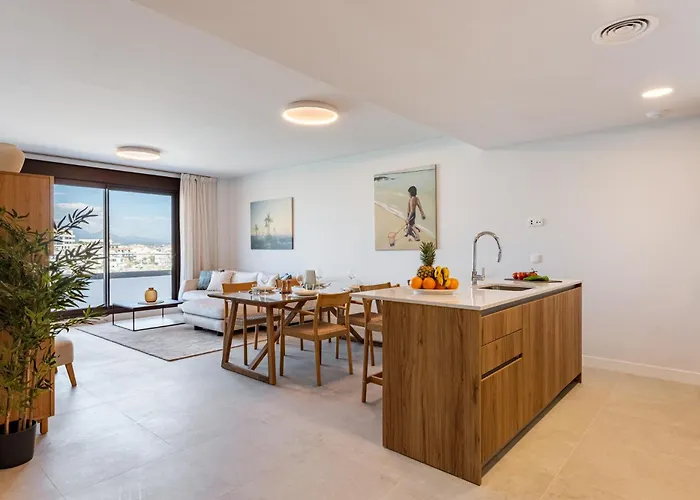 2 Bedroom Estepona With Pool