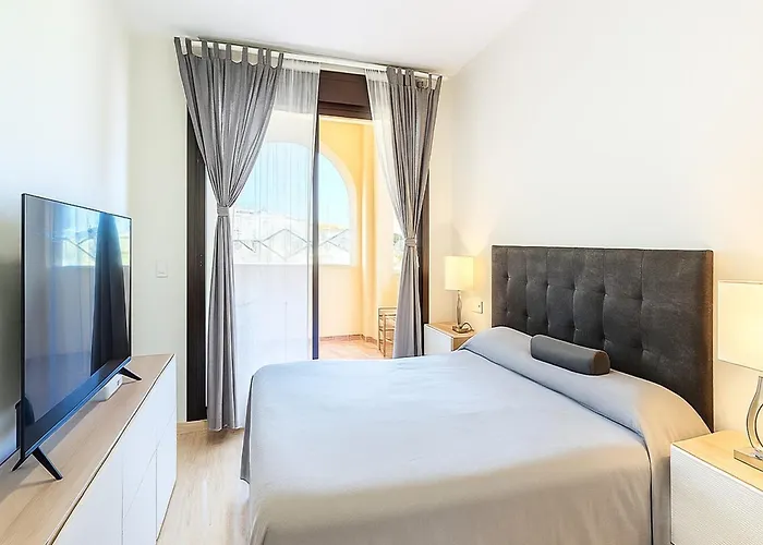 Dona Lucia Resort- Between Mountain And Sea
