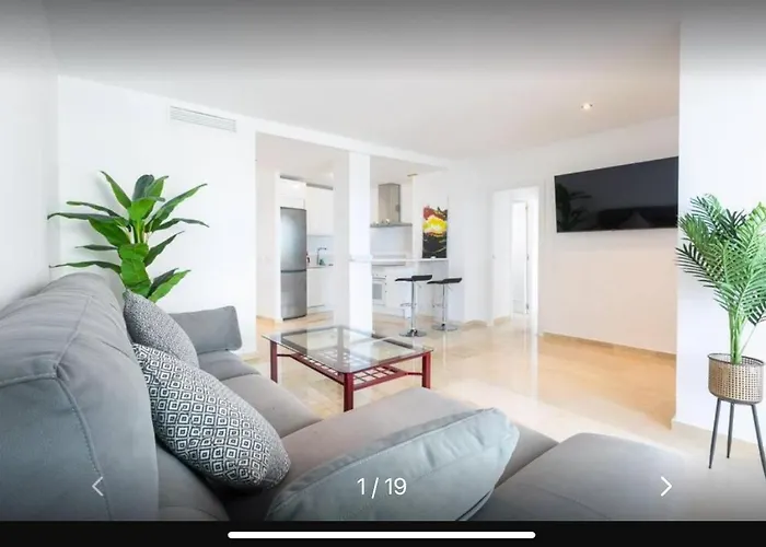 2 Bedroom Apartment 8Th Floor Estepona Puerto