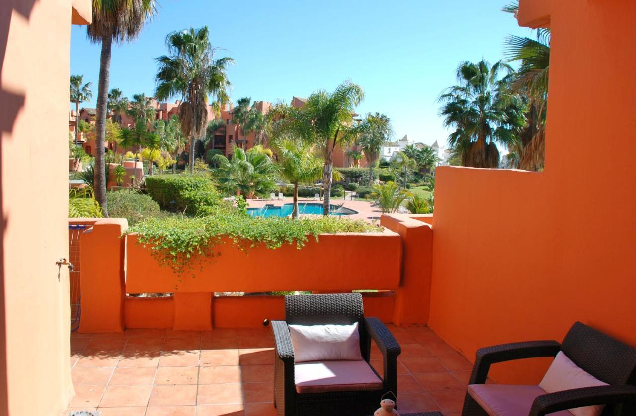 Apartamento Excellent Holiday With Pool View Estepona