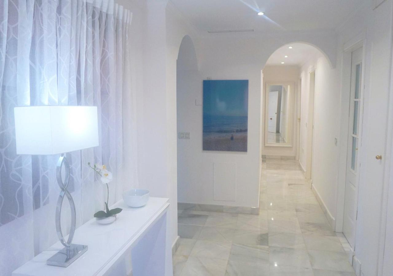 Marbella - Luxury & Spacious Next To Marriott Playa Andaluza - Private Heated Jacuzzi Holiday home *