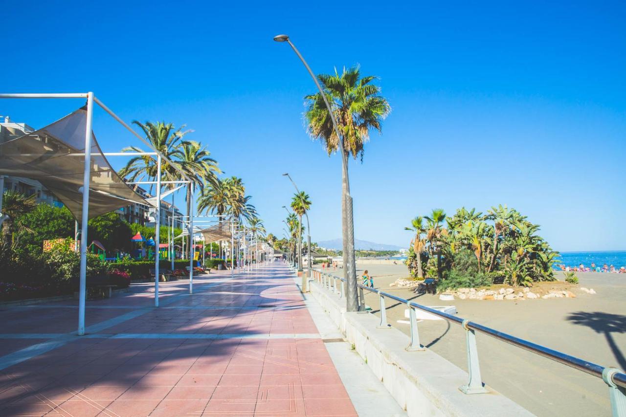 Espectacular Piso En Primera Linea De Playa * Estepona