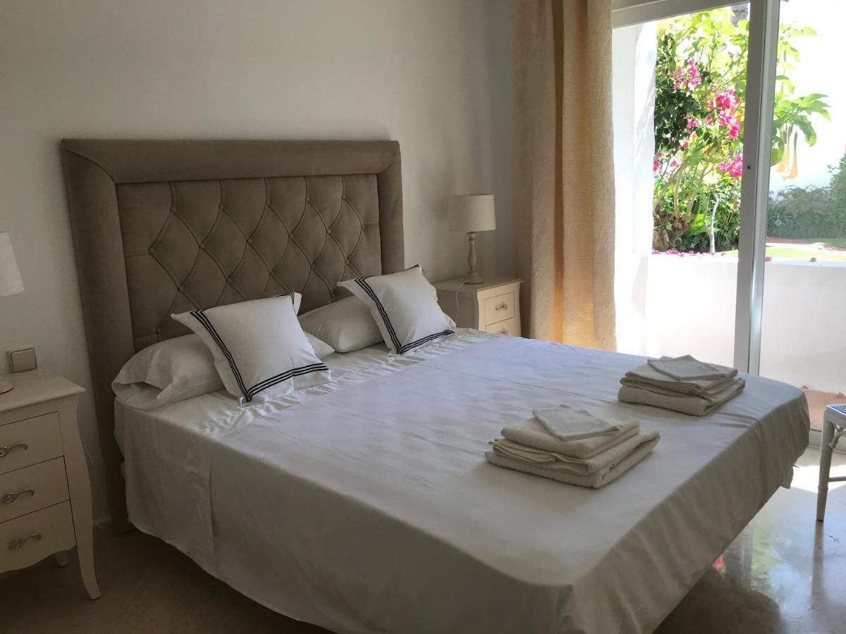 Apartment Costalita, Direct Access, Ground Floor, Salt Water Pool Estepona