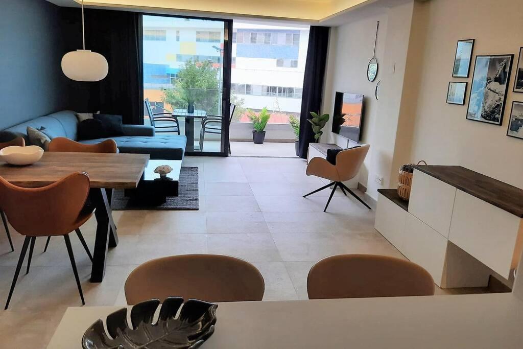 Keywise Family Luxury Infinity & Golf Apartment