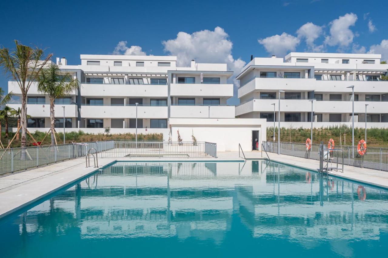 2313-amazing New Luxury With Three Bedrooms Estepona