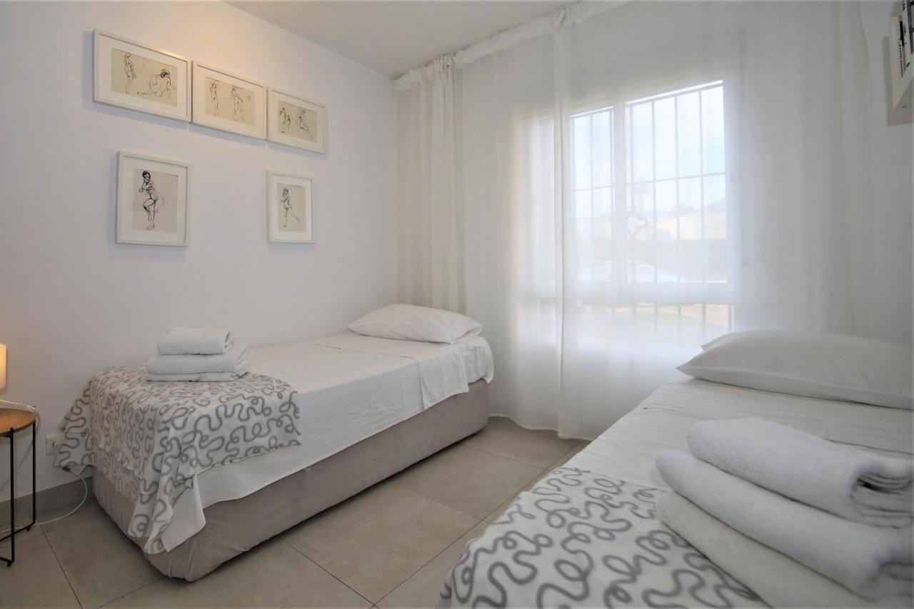 Annette * Estepona