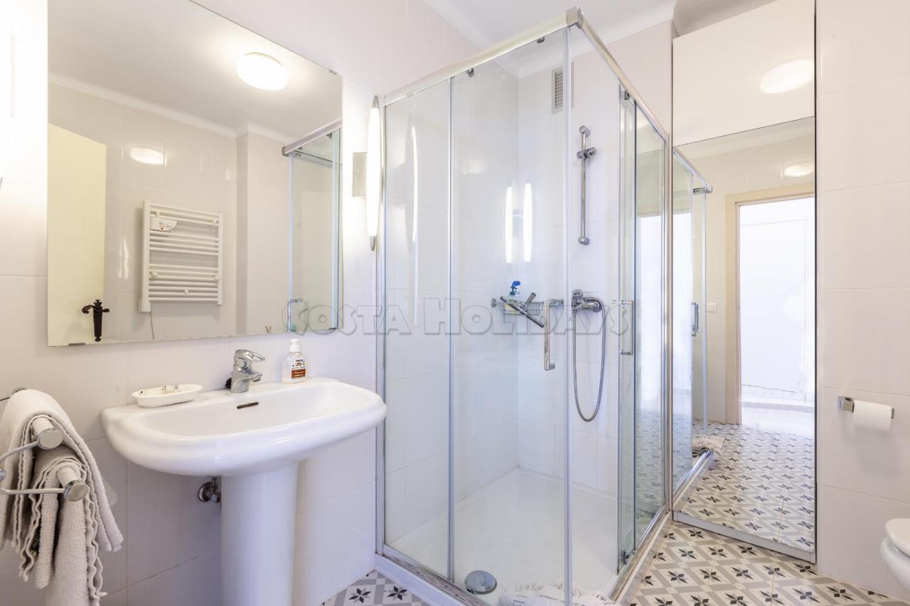 Reales 8b Apartment *