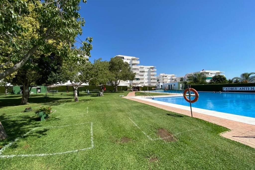 Apartamento En Urbanizacion Parque Antena, Estepona, Totalmente Renovado Apartment Estepona