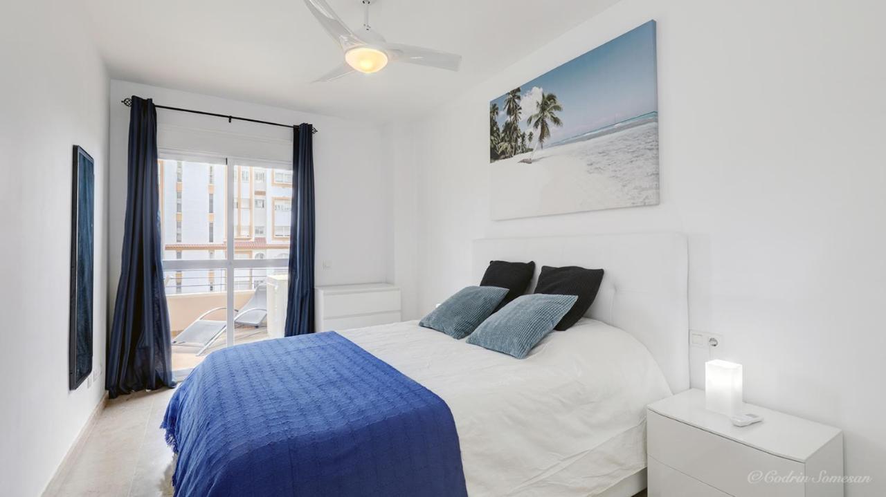 Cozy Overlooking Estepona's Marina! Apartment Estepona