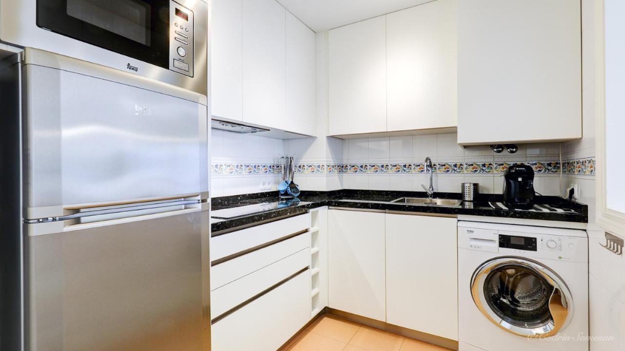 Apartment Cozy Overlooking Estepona's Marina! *