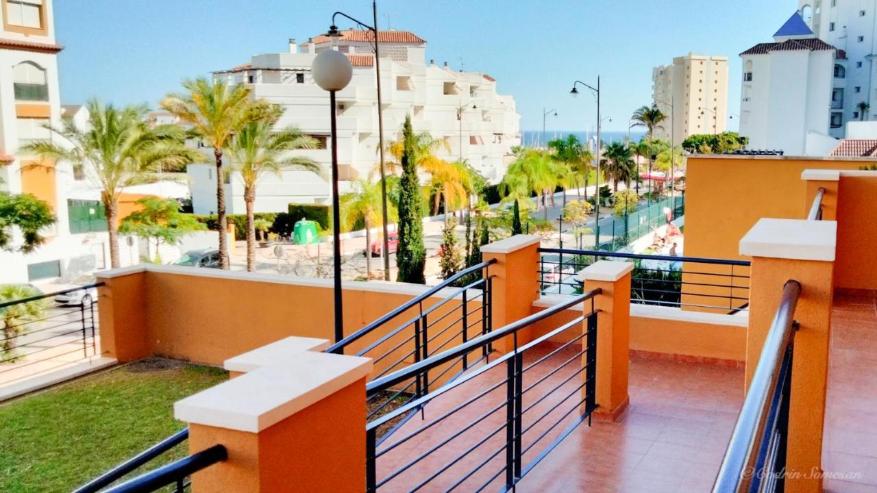 Cozy Overlooking Estepona's Marina! Apartment *