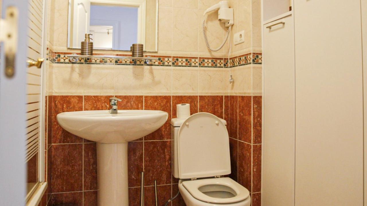 Apartment Cozy Overlooking Estepona's Marina! *
