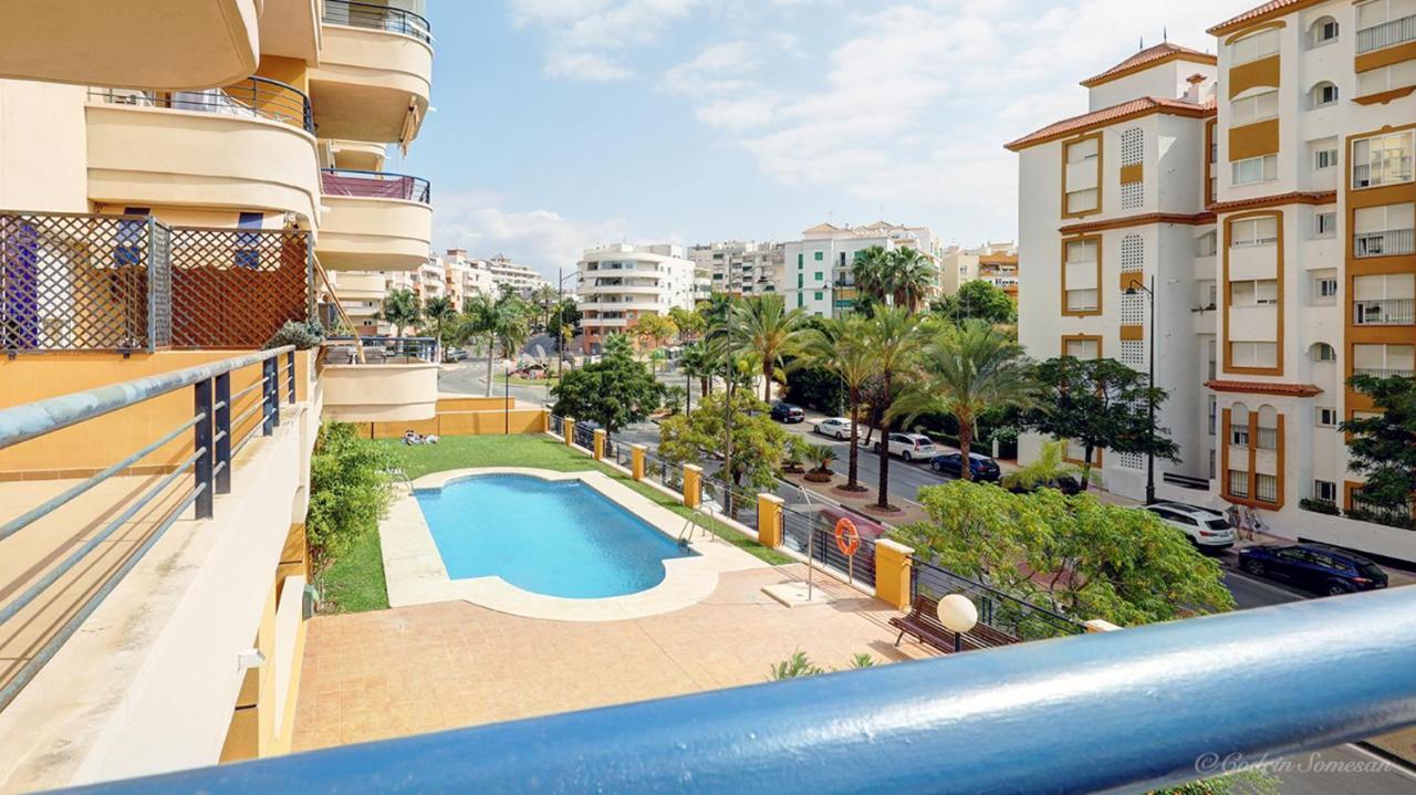 Apartment Cozy Overlooking Estepona's Marina!