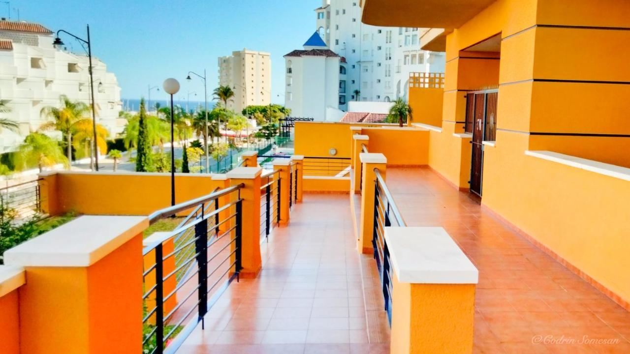 Cozy Overlooking Estepona's Marina!