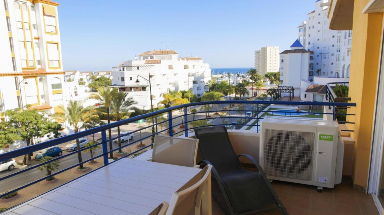 Cozy Overlooking Estepona's Marina! * Estepona