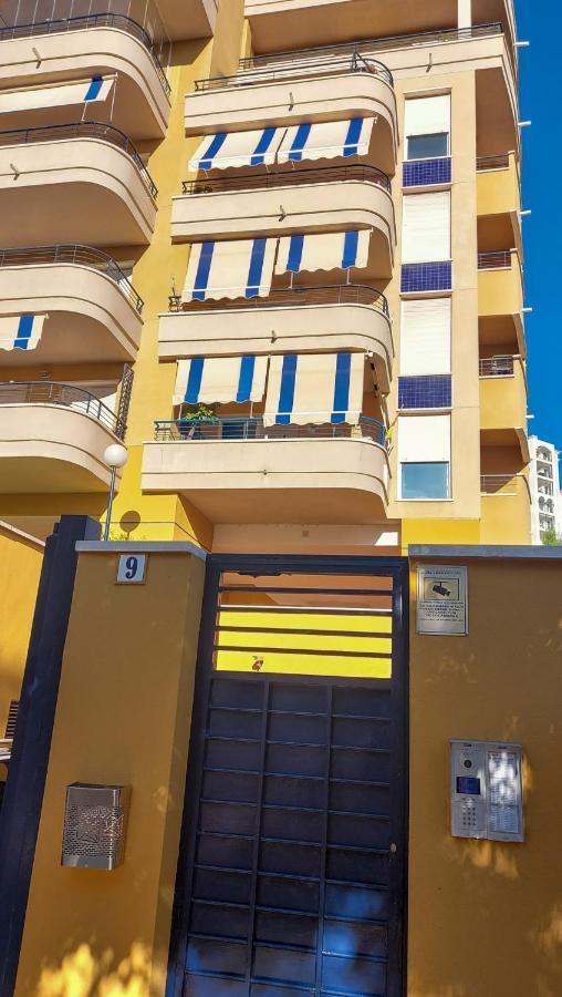Cozy Overlooking Estepona's Marina! Apartment *
