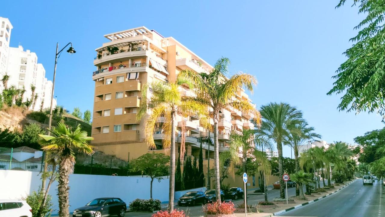 Apartment Cozy Overlooking Estepona's Marina! *