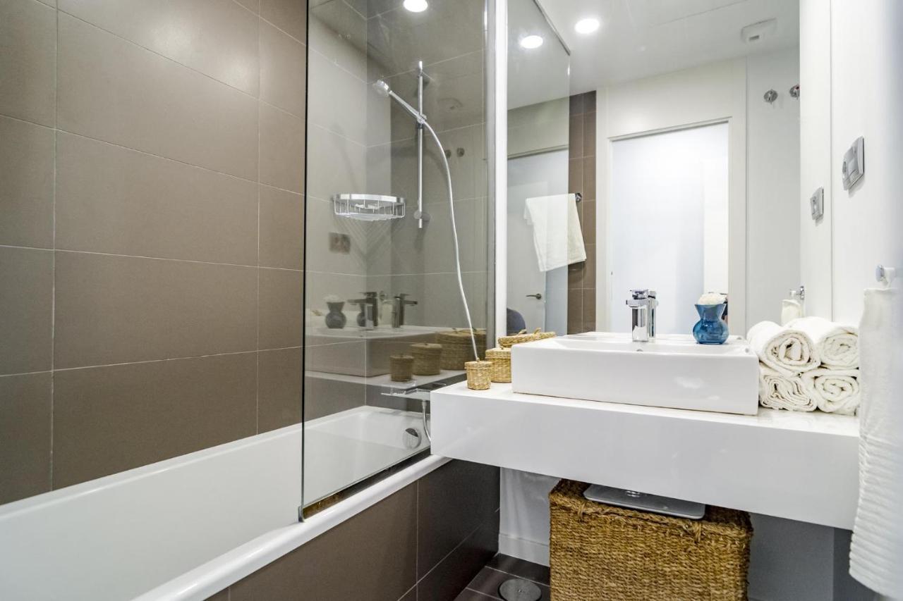 Lm12b- Exclusive 2 Bedroom In Le Mirage Estepona