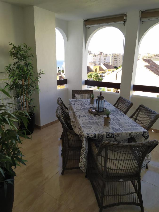 Reina Sofia 45 Apartment *