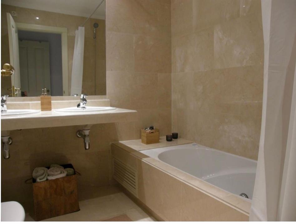 Apartment Precioso Con Jardin Y Piscina Comunitaria Estepona