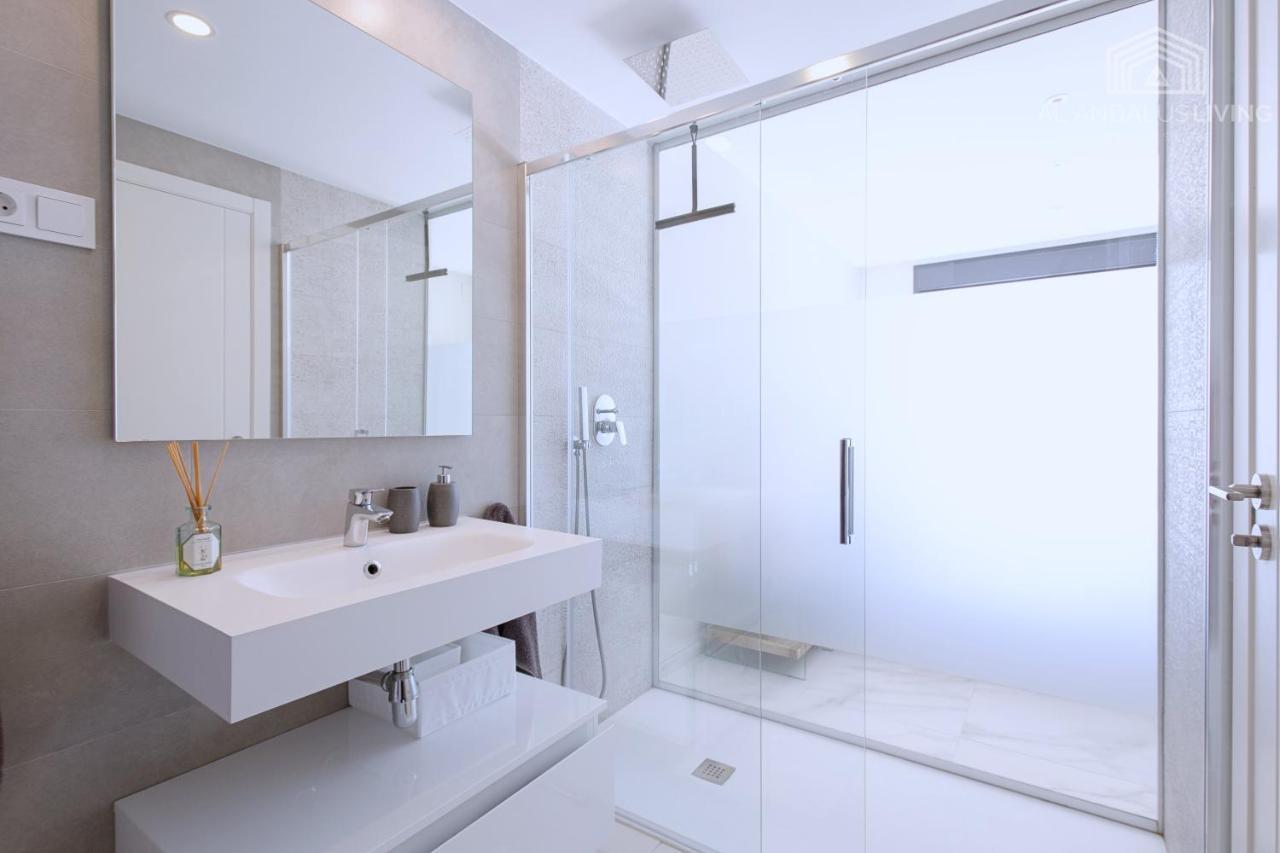 Contemporary 8 Min To Puerto Banus Apartment Estepona