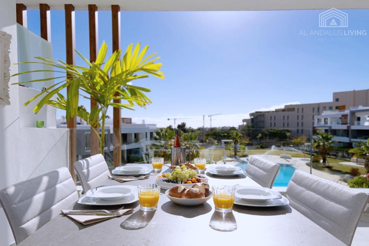 Contemporary 8 Min To Puerto Banus Estepona