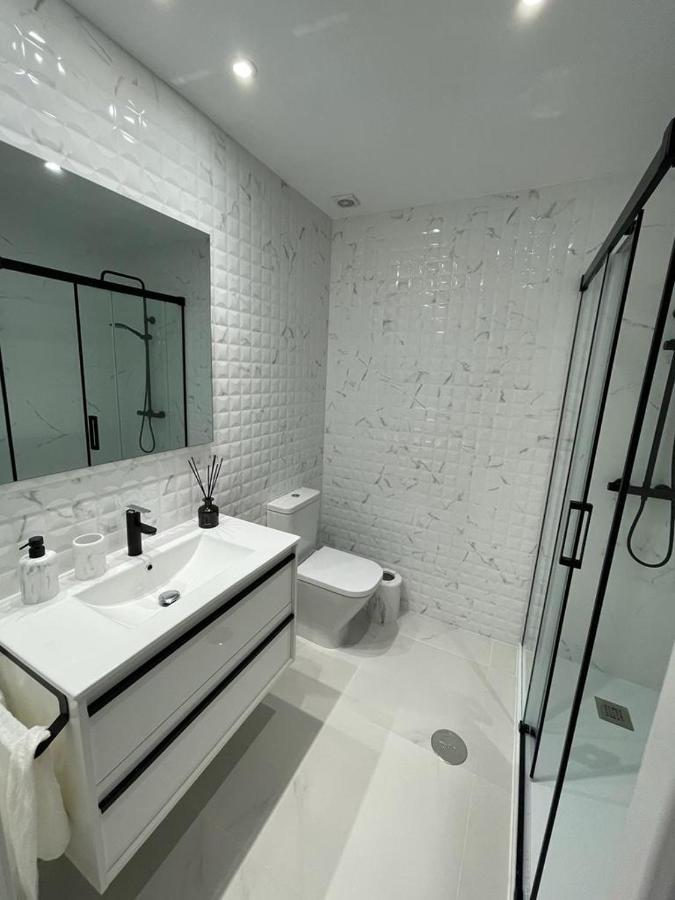 Apartment Exquisite New Townhouse/front Beach/2bedr/2,5bath Estepona