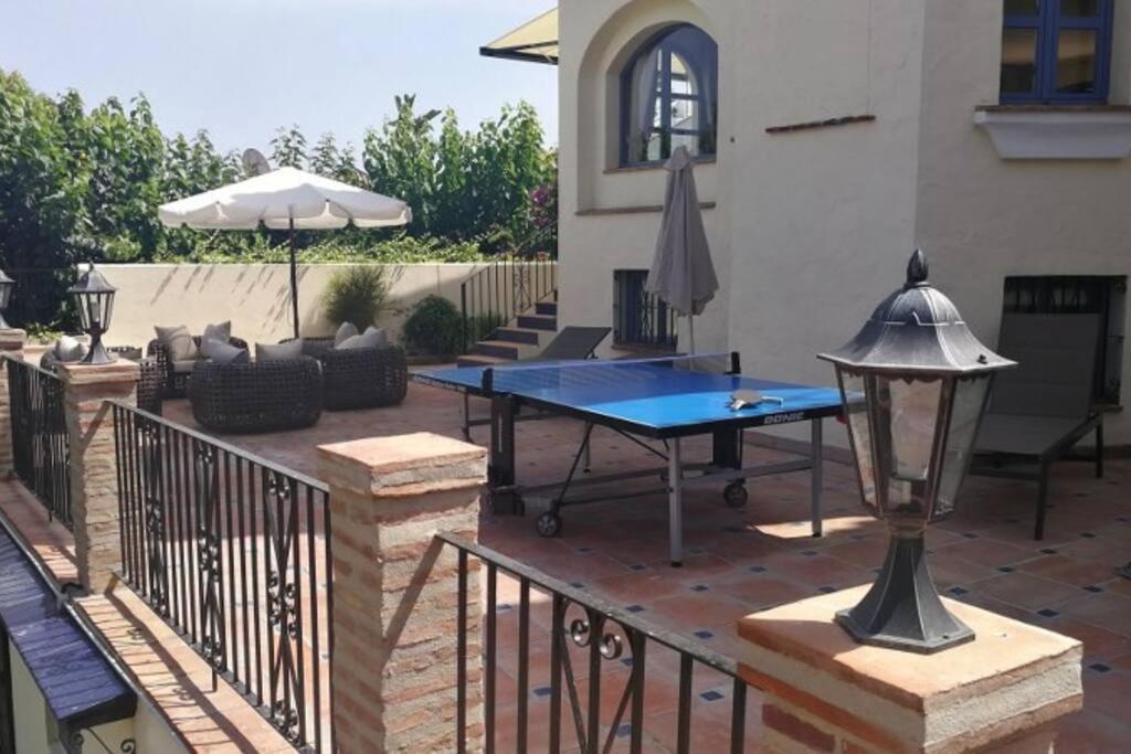Amazing To Rent At - Near Beaches *