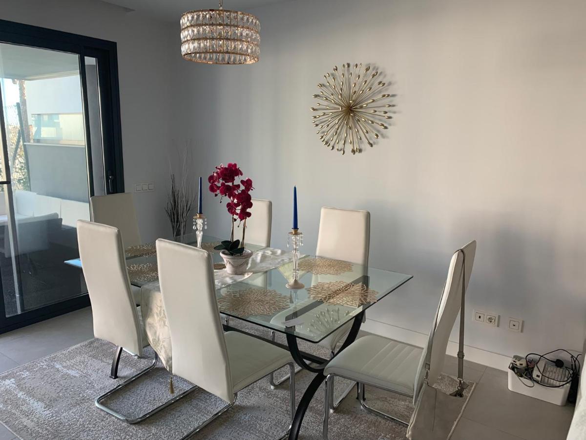 Apartment Casa Casu: Beachfront With Sea Views And Dual Pools *