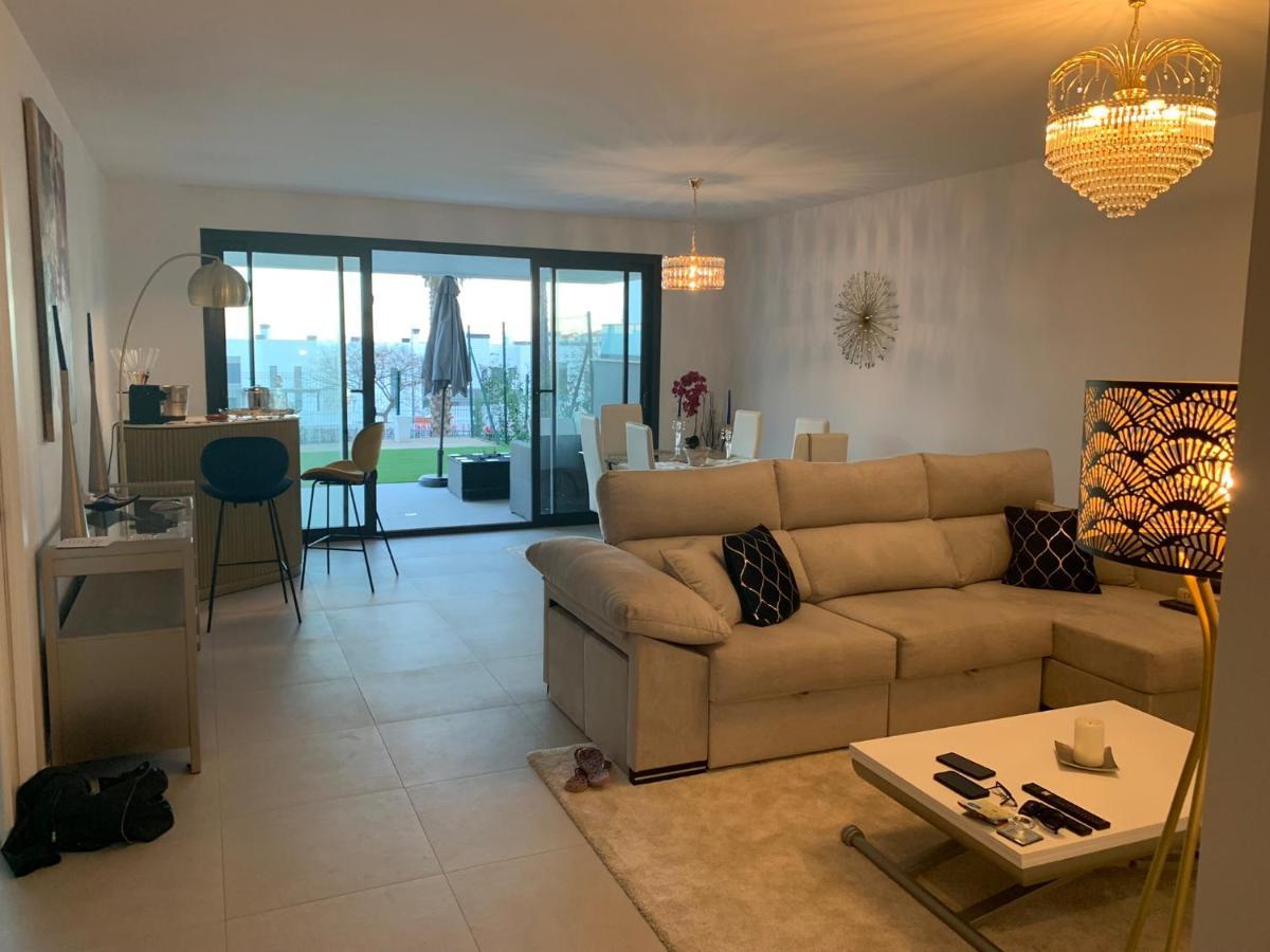 Casa Casu: Beachfront With Sea Views And Dual Pools * Estepona
