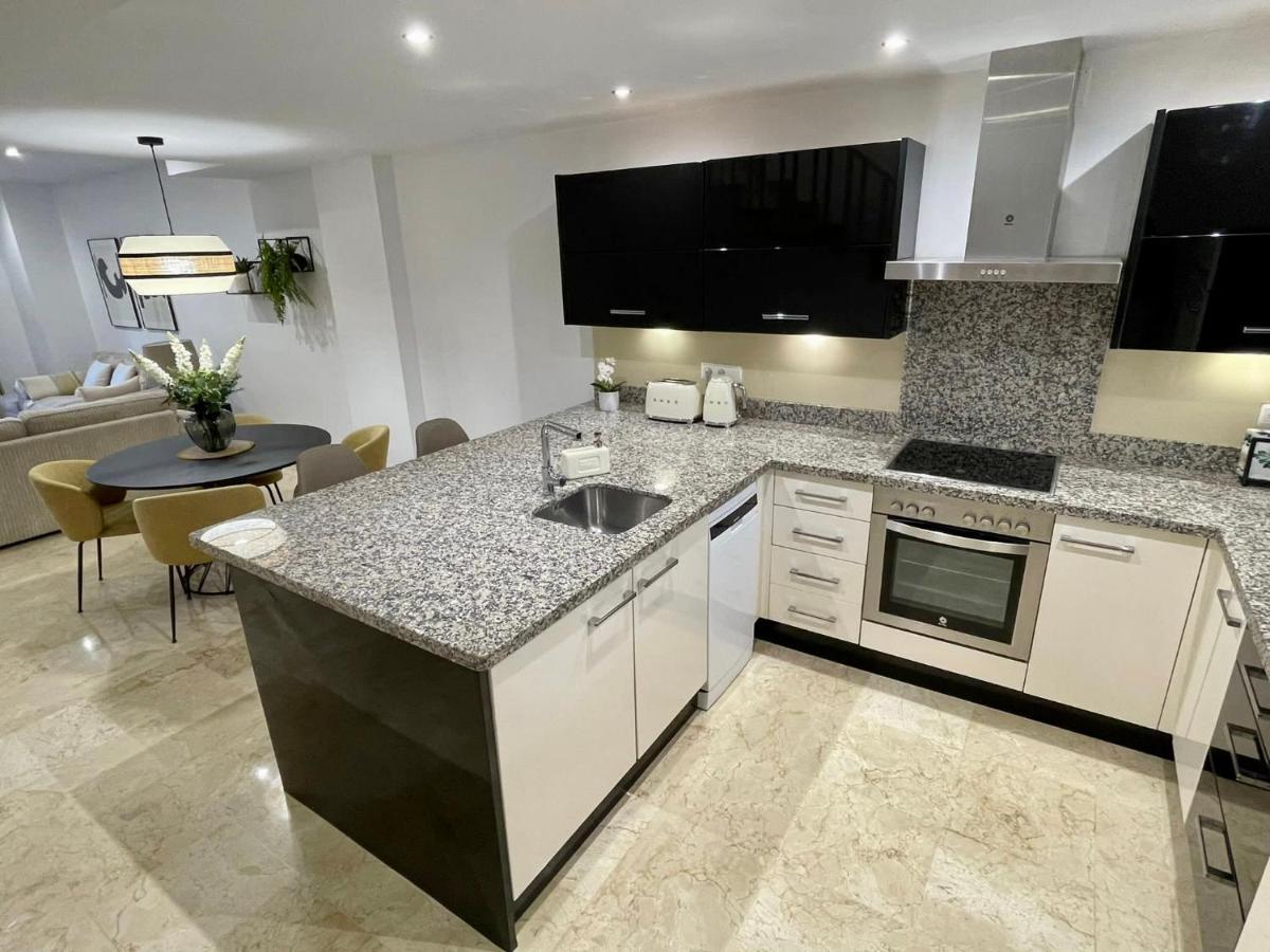 Fantastic New Townhouse /front Beach/2bedr/2,5bath Apartment Estepona