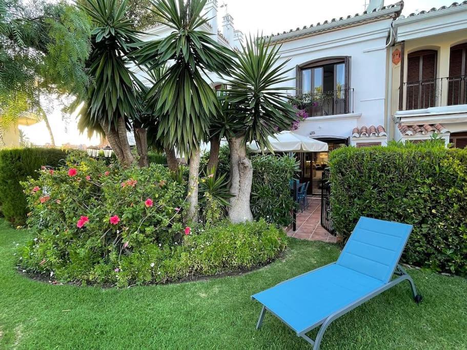 Fantastic New Townhouse /front Beach/2bedr/2,5bath Apartment *