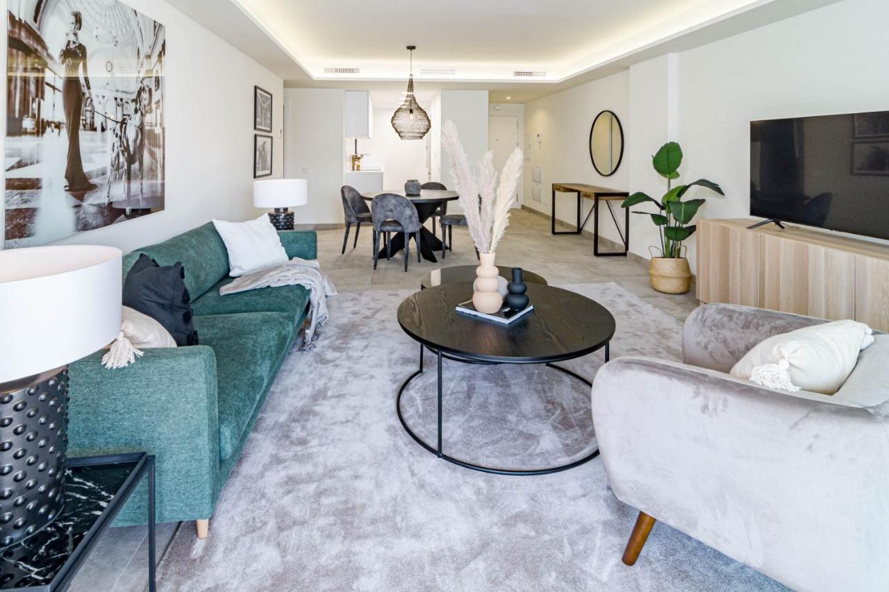 Inf32l- Modern Apartment, Families Only