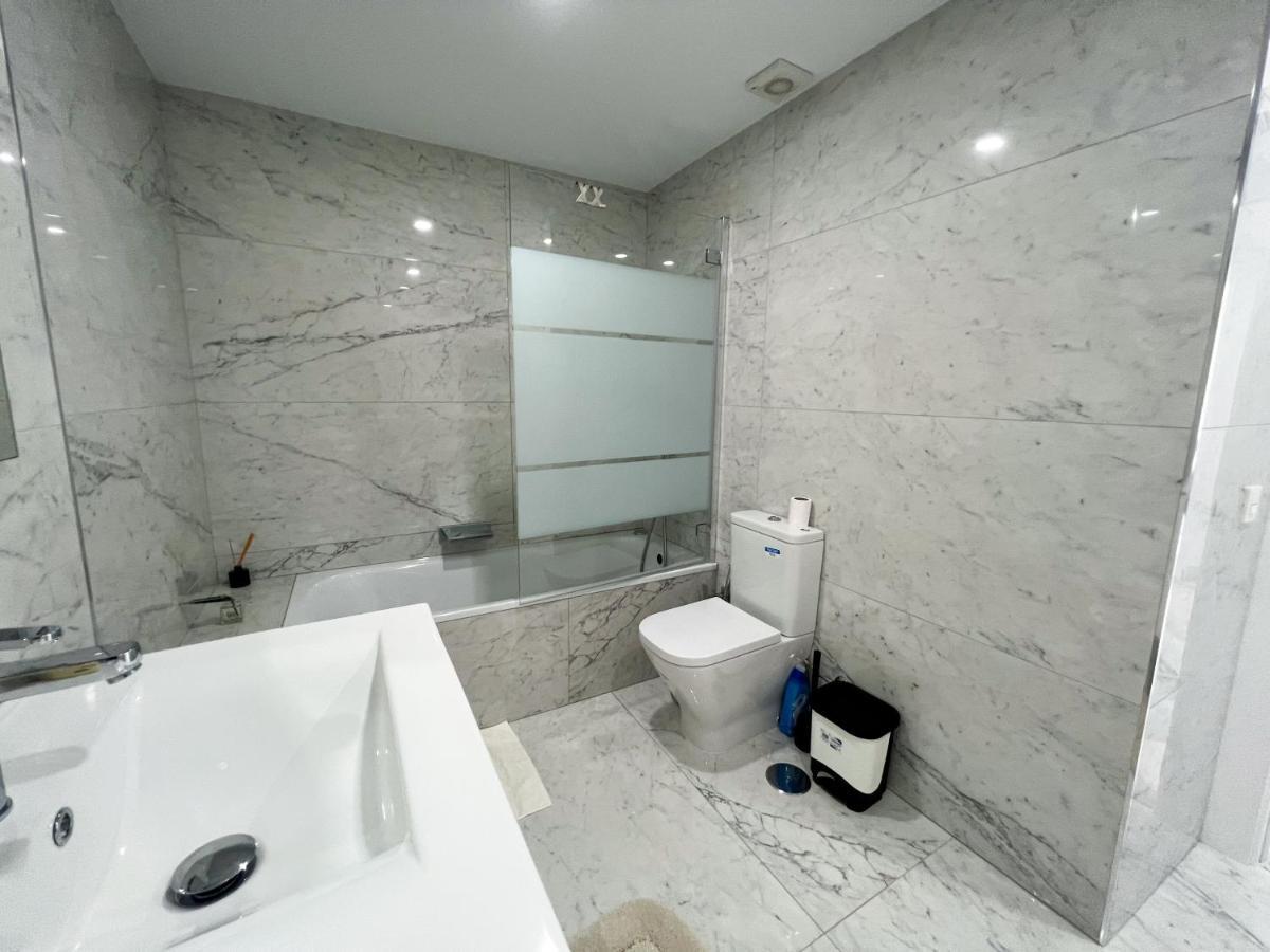 Luxury Three Bedroom At Appartement *