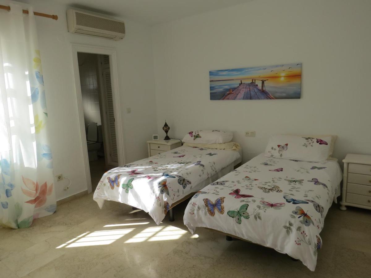 Vakantiehuis Benavista - 2 Bed Town House With Pool *