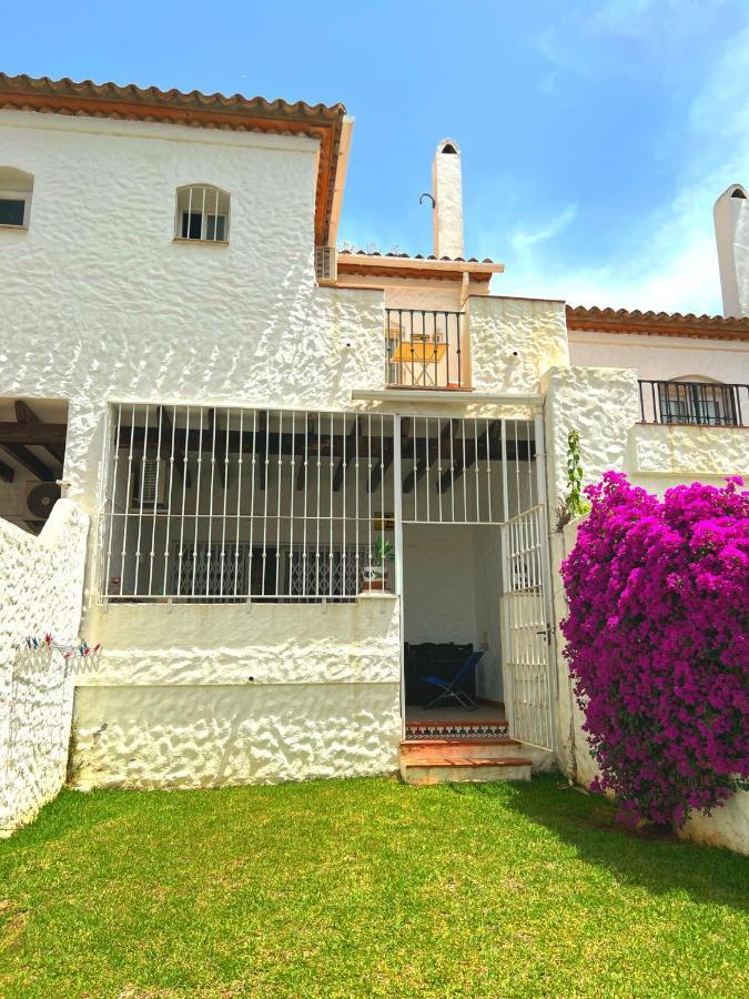 Benavista - 2 Bed Town House With Pool Vakantiehuis