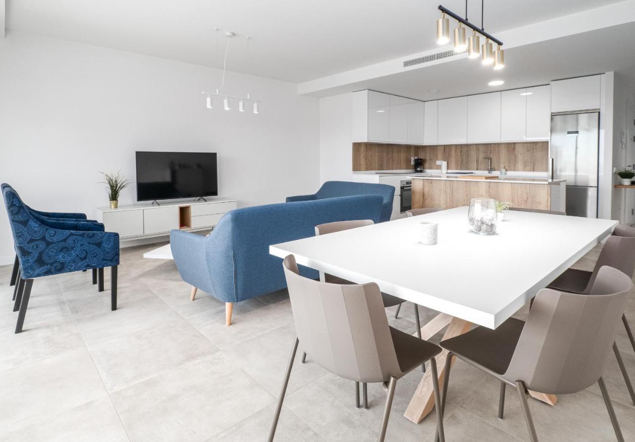 South Bay 2381 Penthouse Apartment Estepona