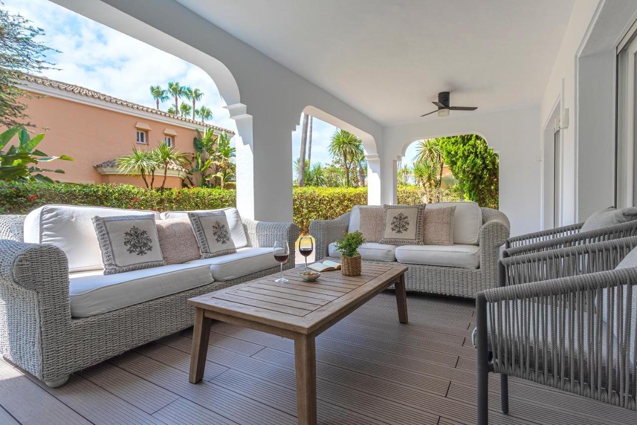 Genteel Venalmar Terrace Estepona
