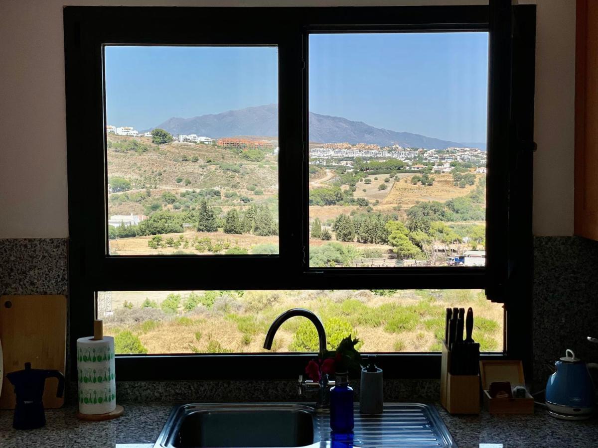 Ocean View Resina Golf Marbella/estepona Apartment
