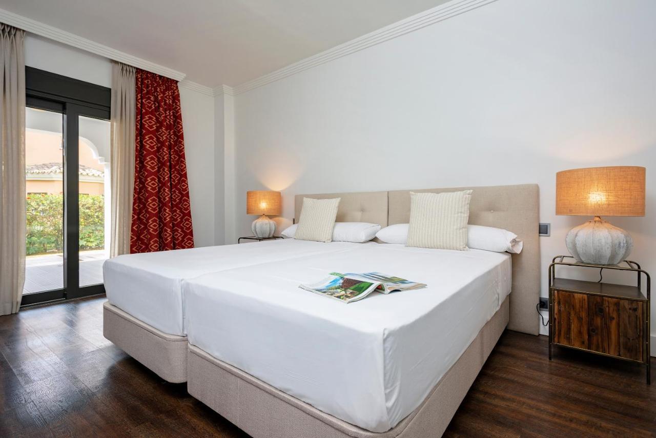 Apartment Genteel Venalmar Terrace Estepona