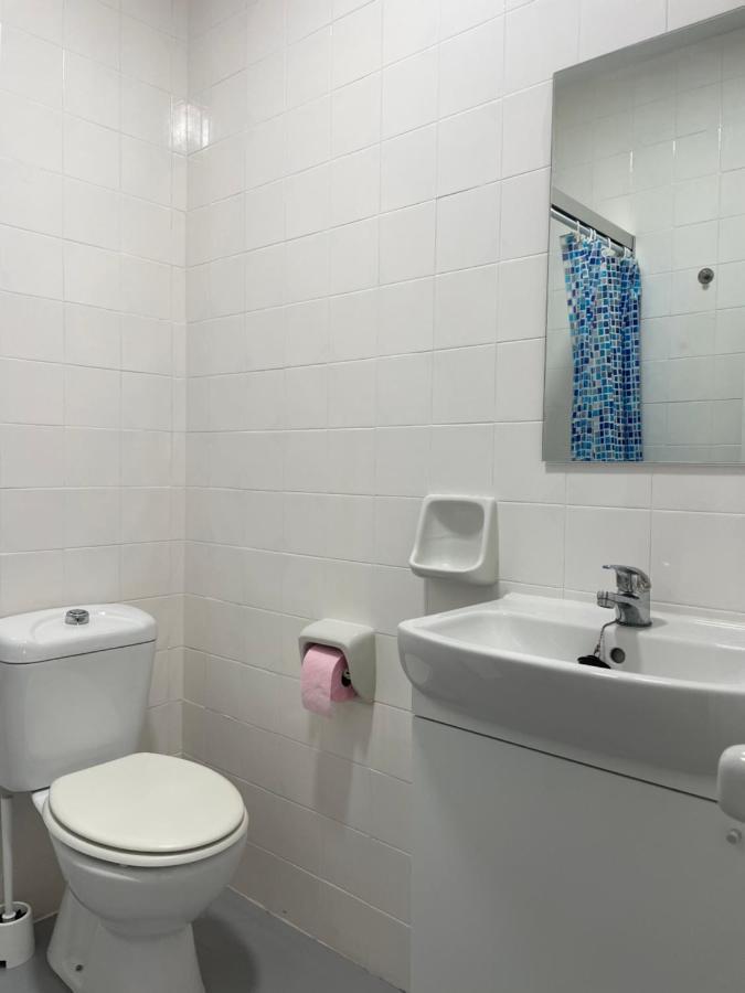 Centrico Atico Vintage Con Vistas Al Mar En - Lazaga 7b Estepona