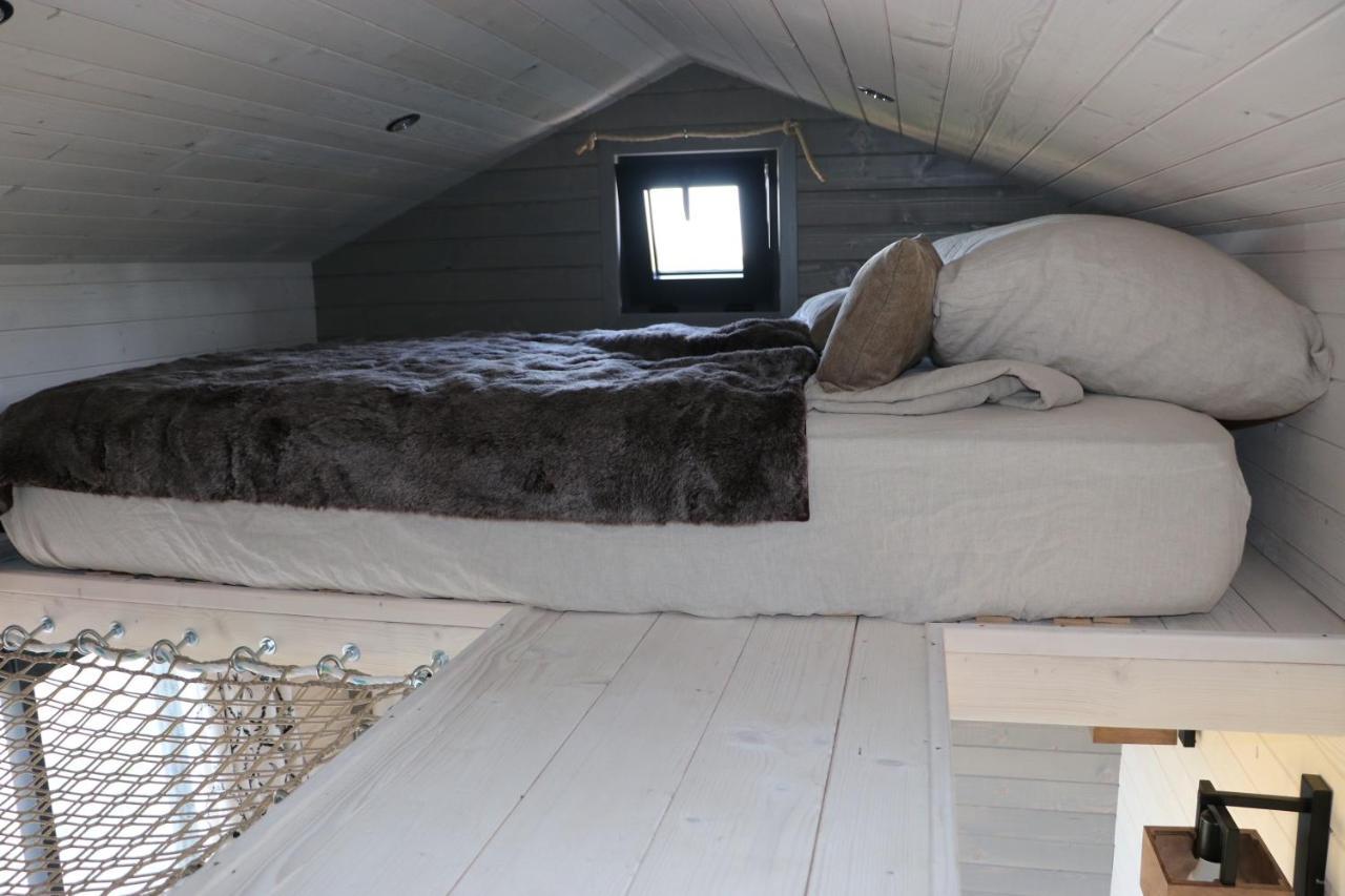 Les Chevaux De Coeur Bed & Breakfast *