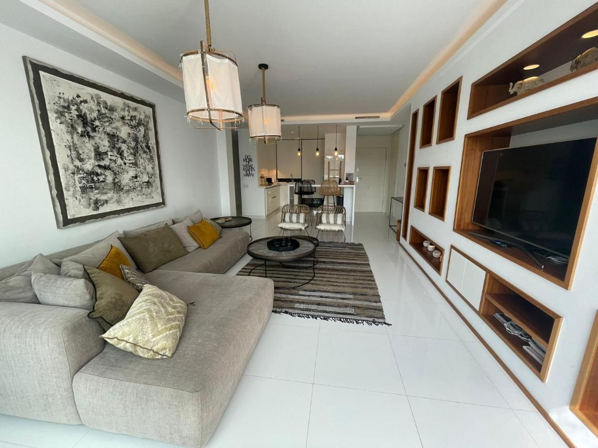 Appartement Siempre Mas Penthouse Atalaya Hills Golf Marbella 2 Large Bedrooms 4 Guests Estepona